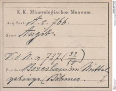 Etiketten zu Augit (NHMW-MIN-Ae766)